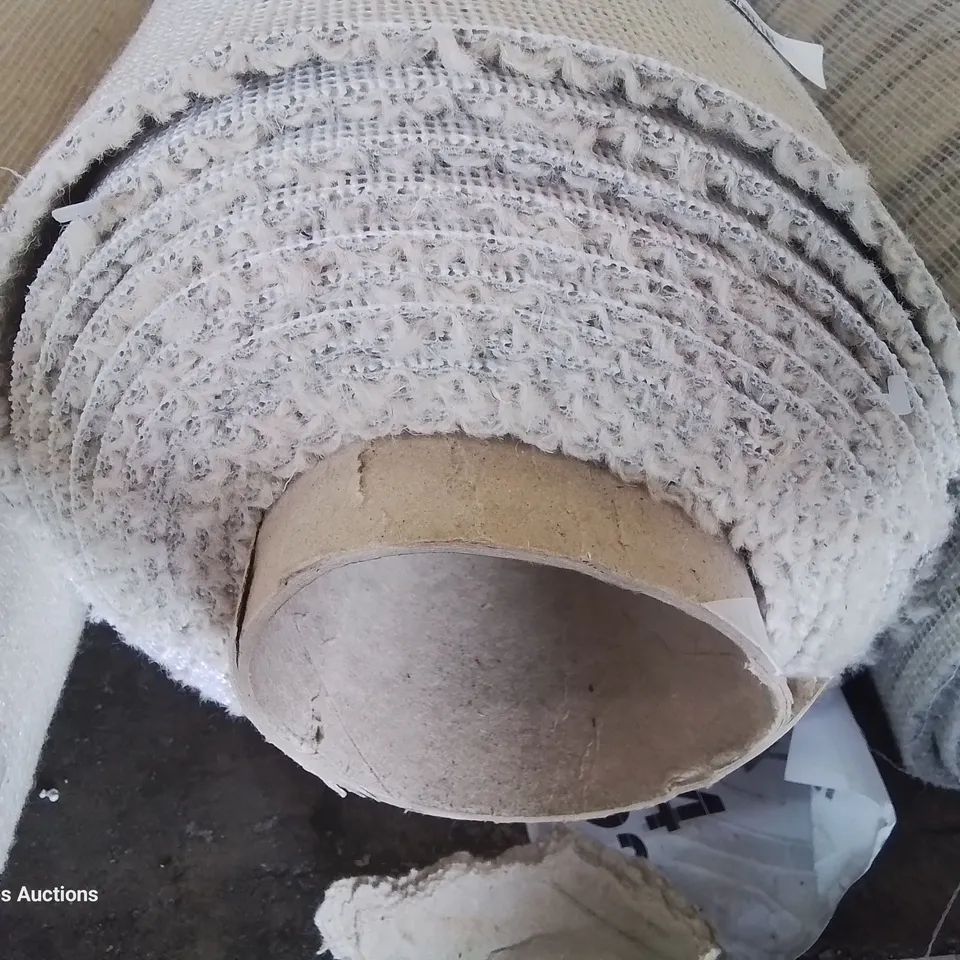ROLL OF QUALITY LAKELAND WEAVE BUTTERMERE CARPET 4M × 5.28M