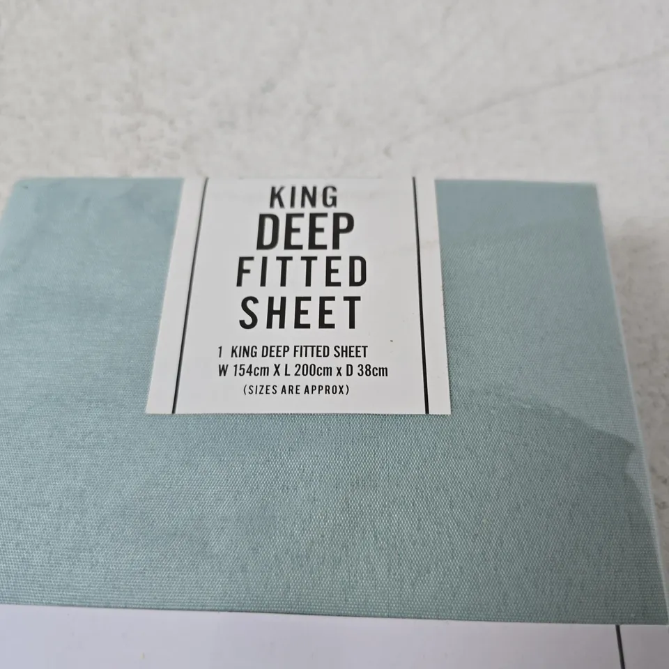 KING DEEP FITTED SHEET – KING SIZE (W154 X L200 X D38 CM) – LIGHT BLUE, SUPER DREAMER