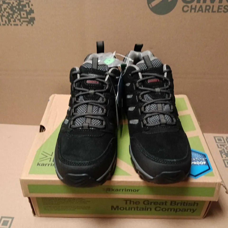 BOXED PAIR OF KARRIMOR MOUNT LOW WEATHERTITE BOOTS IN BLACK - UK 8