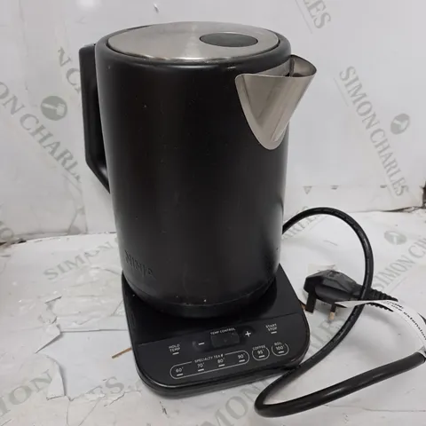 NINJA PERFECT TEMPERATURE KETTLE KT200UK