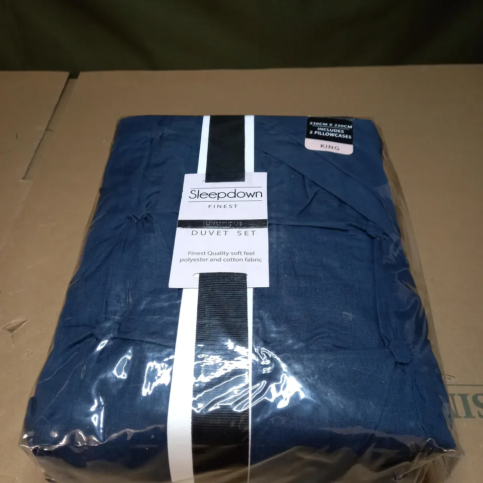 SLEEPDOWN LUXURIOUS DUVET SET - KING 