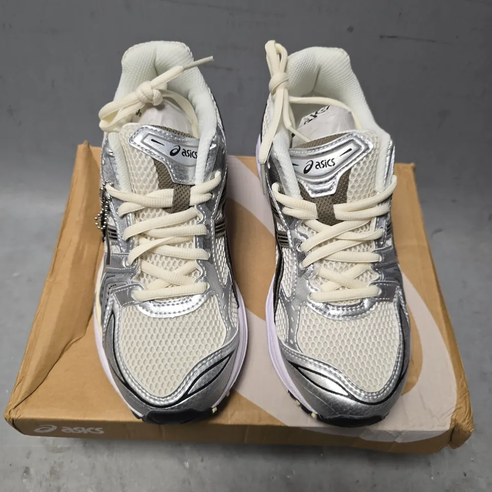 BOXED ASICS GEL-KAYANO 14 TRAINERS SIZE 5
