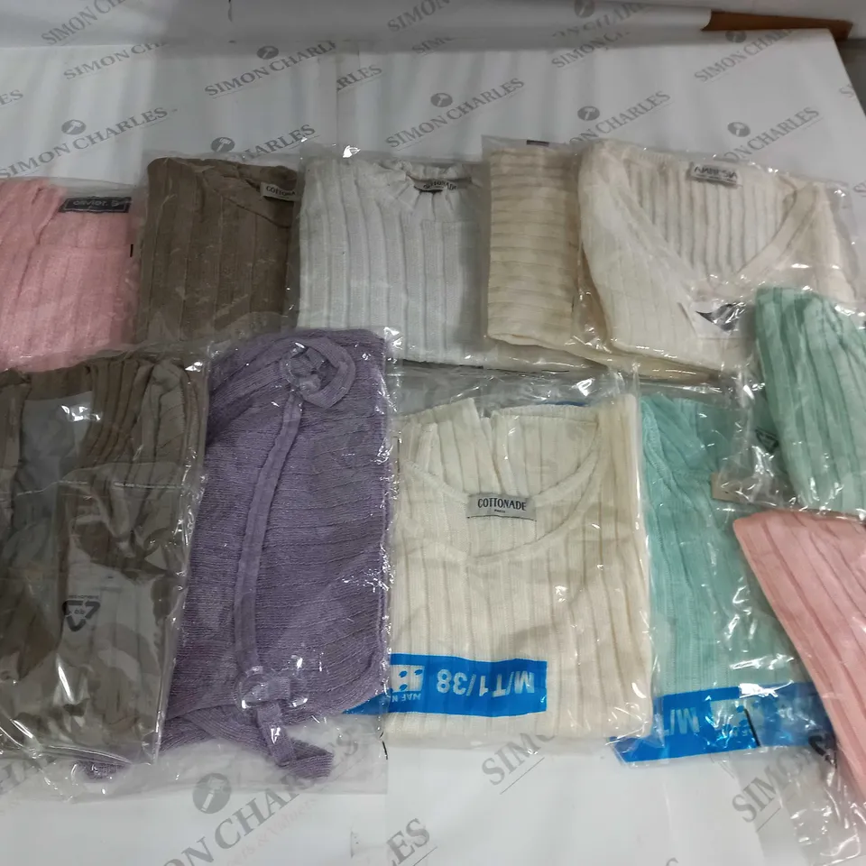 LOT OF 12 ASSORTED BAGGED CLOTHING ITEMS - VARIOUS SIZES
