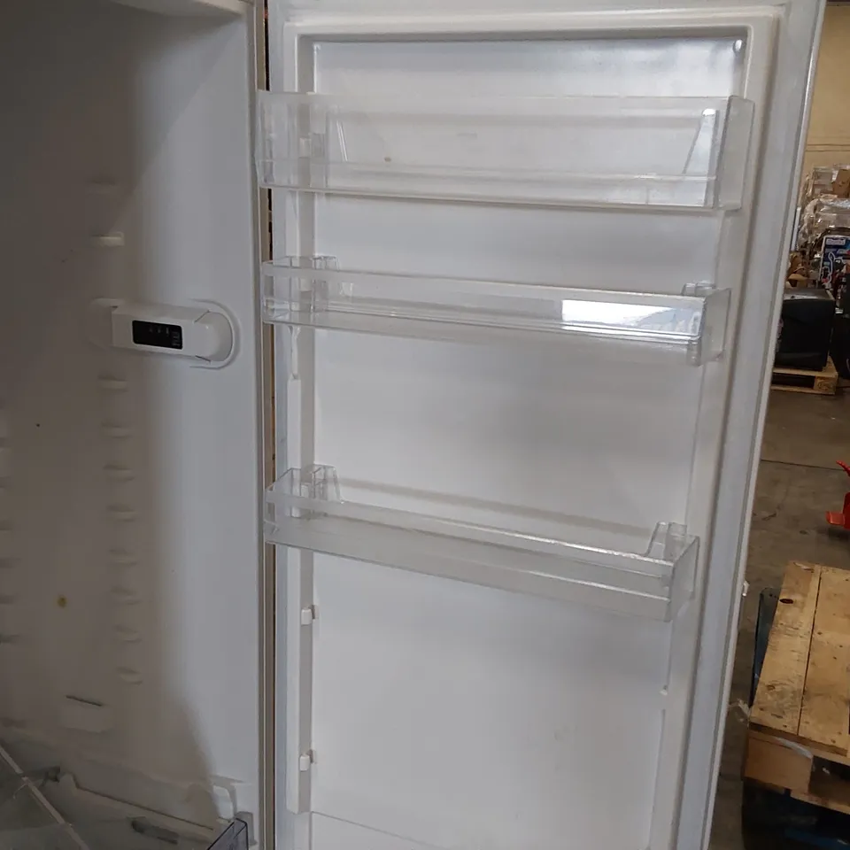 HOTPOINT UPRIGHT FRIDGE IN WHITE 