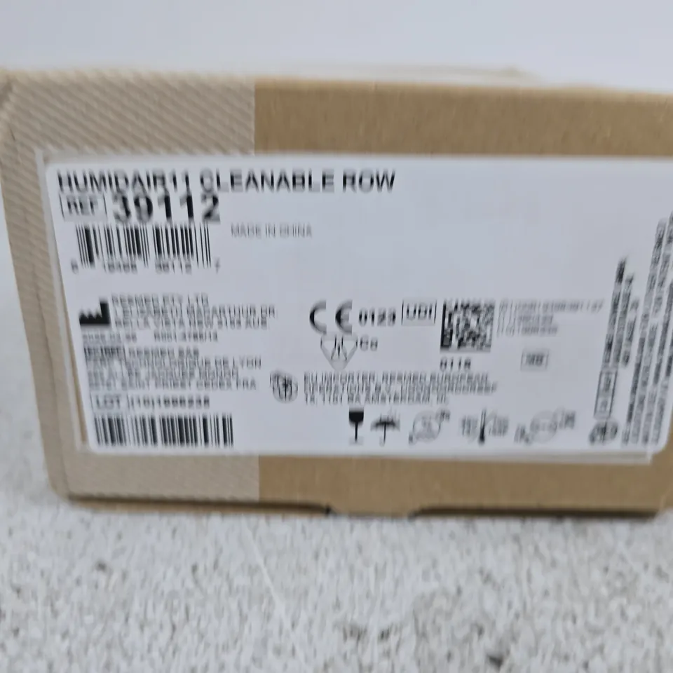 BOXED RESMED HUMIDAIR11 CLEANABLE ROW