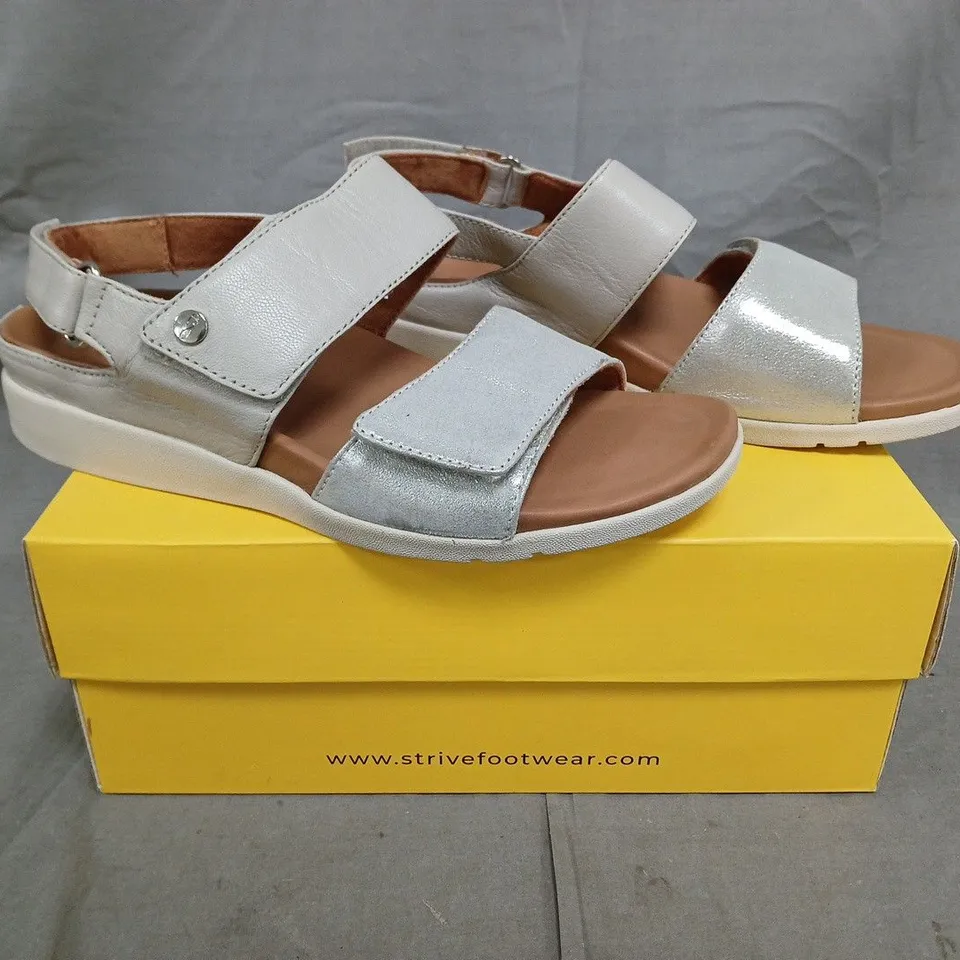 BOXED PAIR OF STRIVE RIVIERA II SANDALS IN SILVER/STONE SIZE UK 6