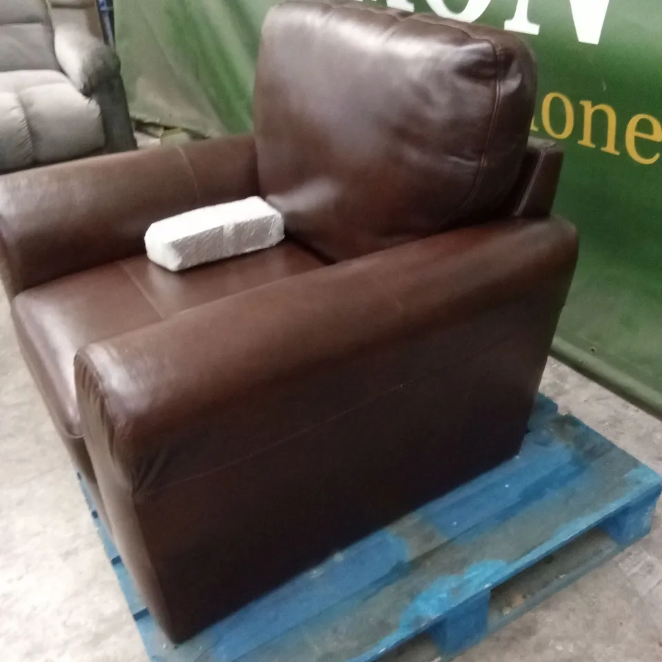 BAILEY LEATHER ARMCHAIR - CHOCOLATE  RRP £699