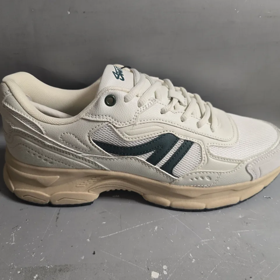 UNBOXED PAIR OF STWD ORTHOLITE SNEAKERS IN WHITE - UK 8