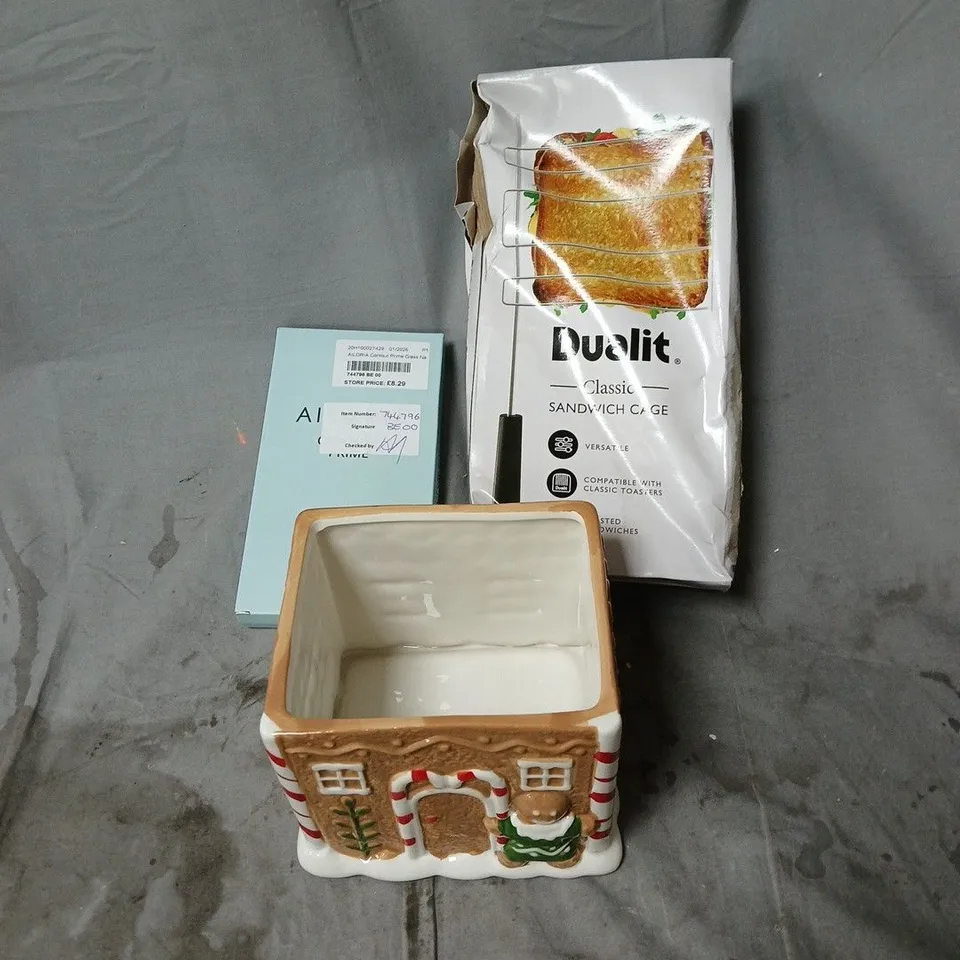 BOX OF APPROXIMATELY 10 ASSORTED HOUSEHOLD ITEMS TO INCLUDE DUALIT SANDWICH CAGE, CHRISTMAS ORNAMENT, NILE FILE SET SET