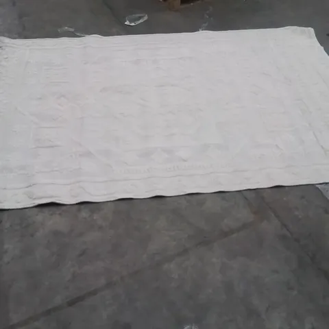 QUALITY DESIGNER AREA RUG - APPROXIMATELY 330X200CM