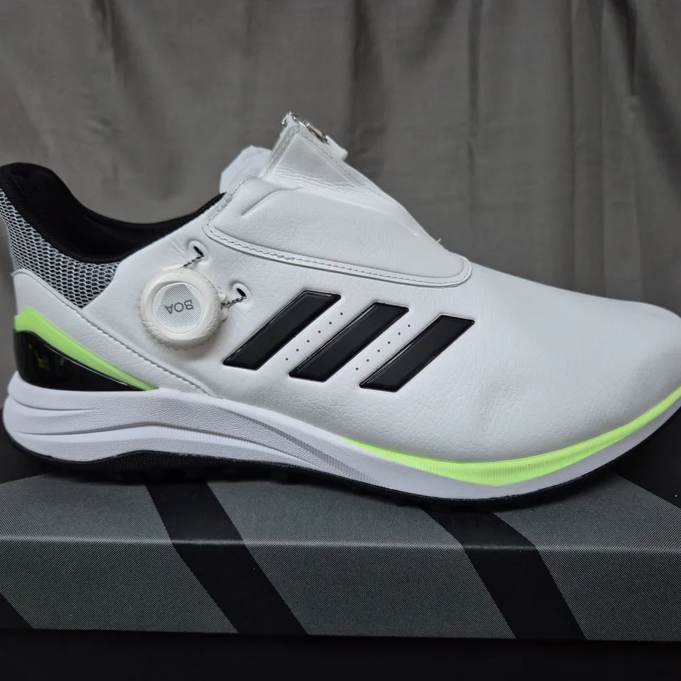 BOXED ADIDAS SOLAR MOTION BOA 24 TRAINERS IN WHITE - SIZE 10