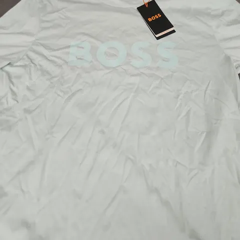 HUGO BOSS GRAPHIC TEE  - SIZE XL