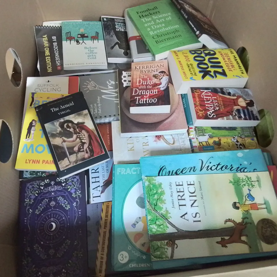 LARGE QUANTITY OF ASSORTED BOOKS TO INCLUDE THE FOREVER DOG, WILL AND CHILDREN'S EDUCATIONAL BOOKS 