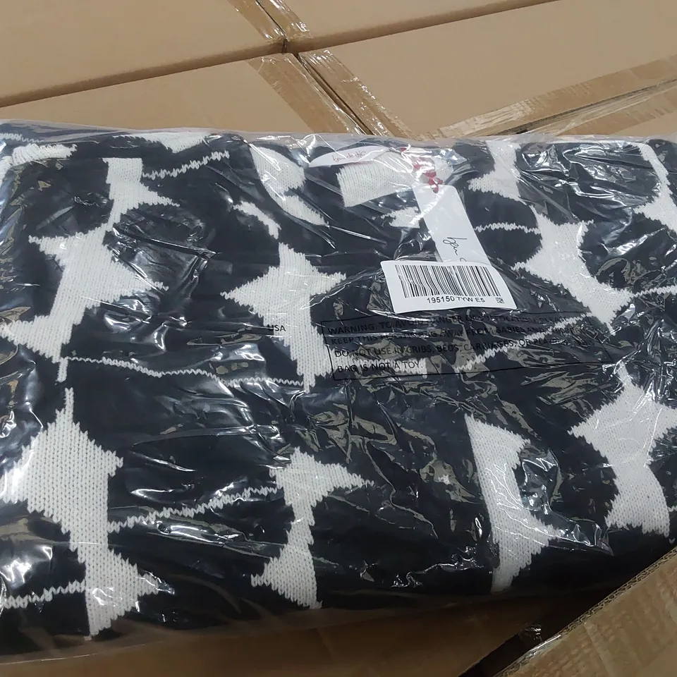 PALLET OF APPROXIMATELY 84 DESIGNER BON DE JIRI CARDIGANS 