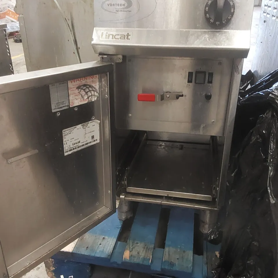 LINCAT COMMERCIAL FRYER