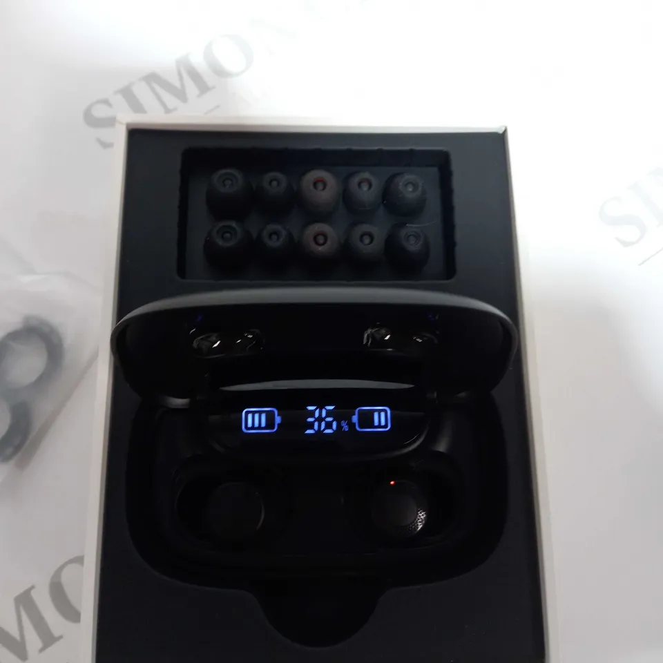 BOXED VOTOMY EAR PHONES 