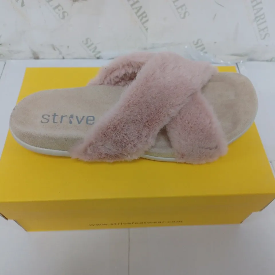 BOXED PAIR OF STRIVE SANDALS WITH PINK FAUX FUR STRAP SIZE UK 6 