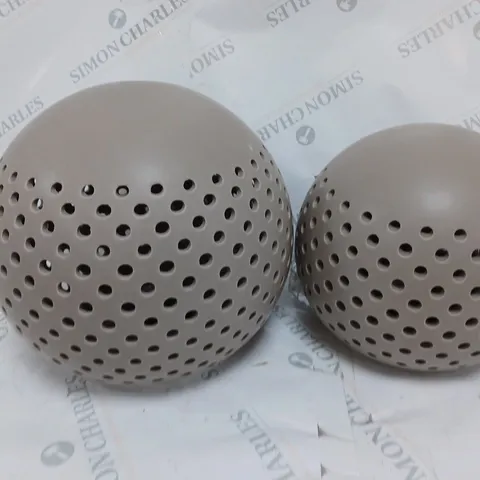 K BY KELLY HOPPEN SET OF 2 INDOOR OUTDOOR ORBS 25CM AND 30CM - TAUPE
