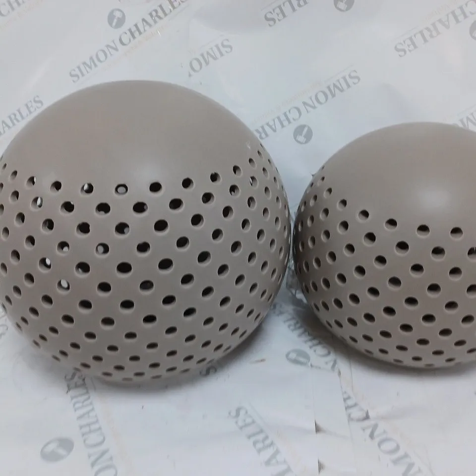 K BY KELLY HOPPEN SET OF 2 INDOOR OUTDOOR ORBS 25CM AND 30CM - TAUPE