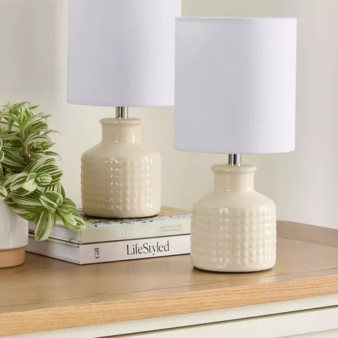 CREAM SET OF 2 CERAMIC TABLE LAMPS