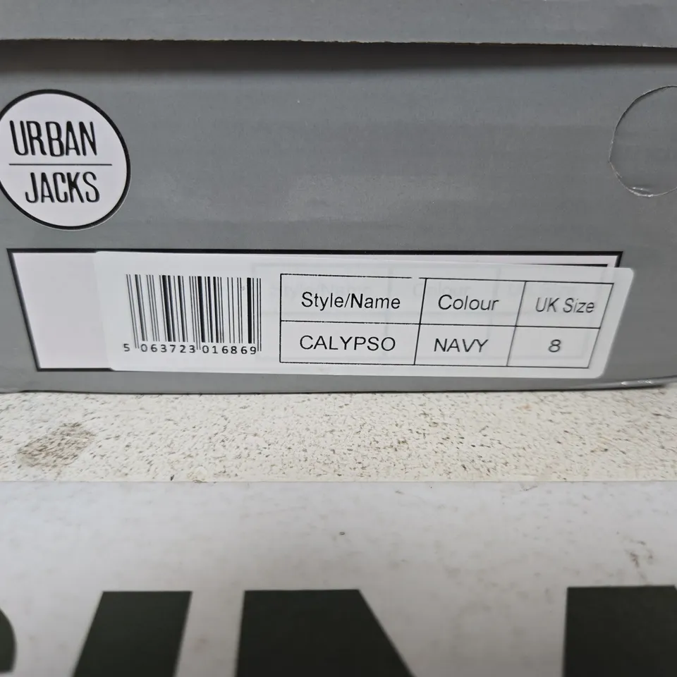CALYPSO NAVY TRAINERS – UK 8, URBAN JACKS