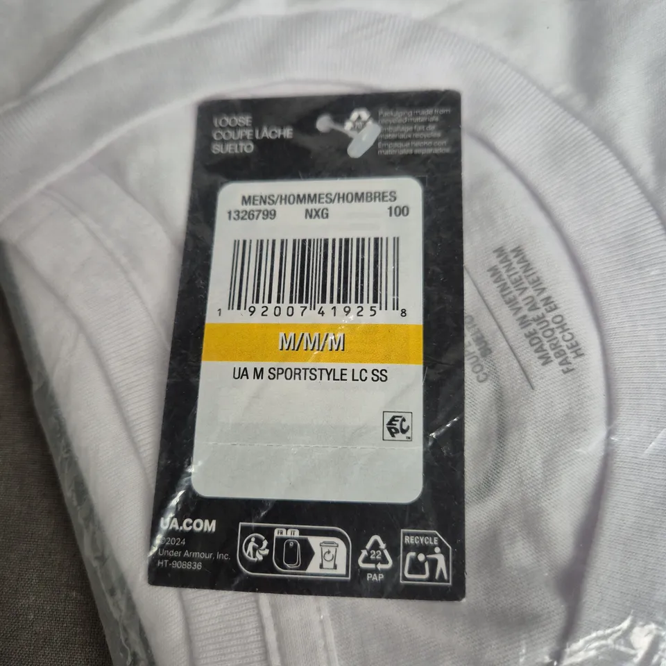 UNDER ARMOUR MEN’S SPORTSTYLE LC SHORT SLEEVE T-SHIRT – WHITE, SIZE M