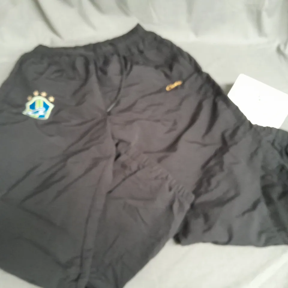 CORTEIZ OLYMPIC SHUKU PANTS IN BLACK - M