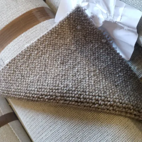 ROLL OF QUALITY 5M BEACHCOMBER REEF CARPET - 5×1.58M