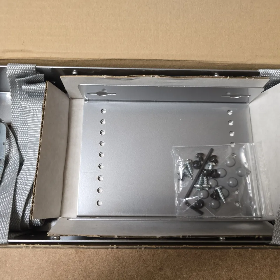 BOXED FIXED SLIVER CPU HOLDER WITH ADJUSTABLE SUPPORT STRAPS