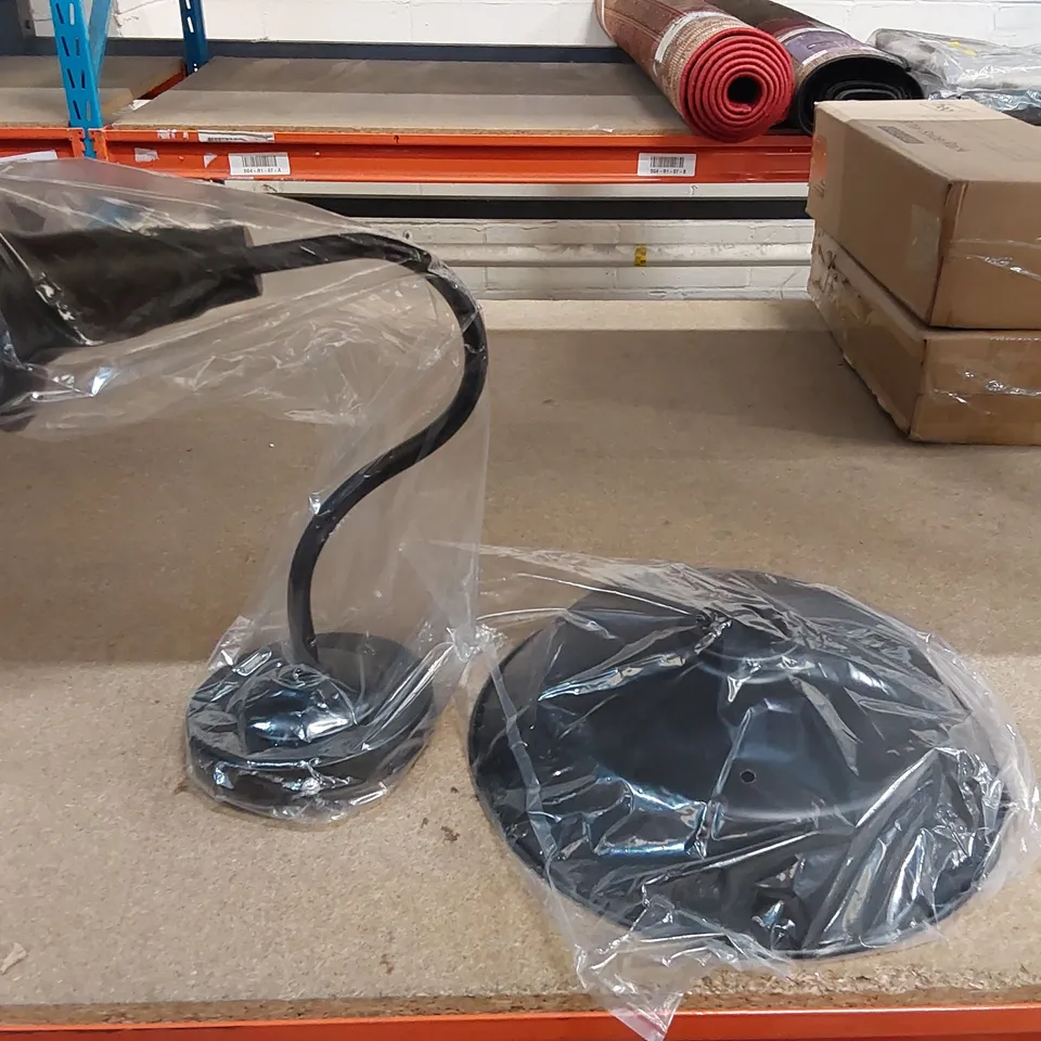 BOXED BLACK METAL STUDY LAMP (1 BOX)