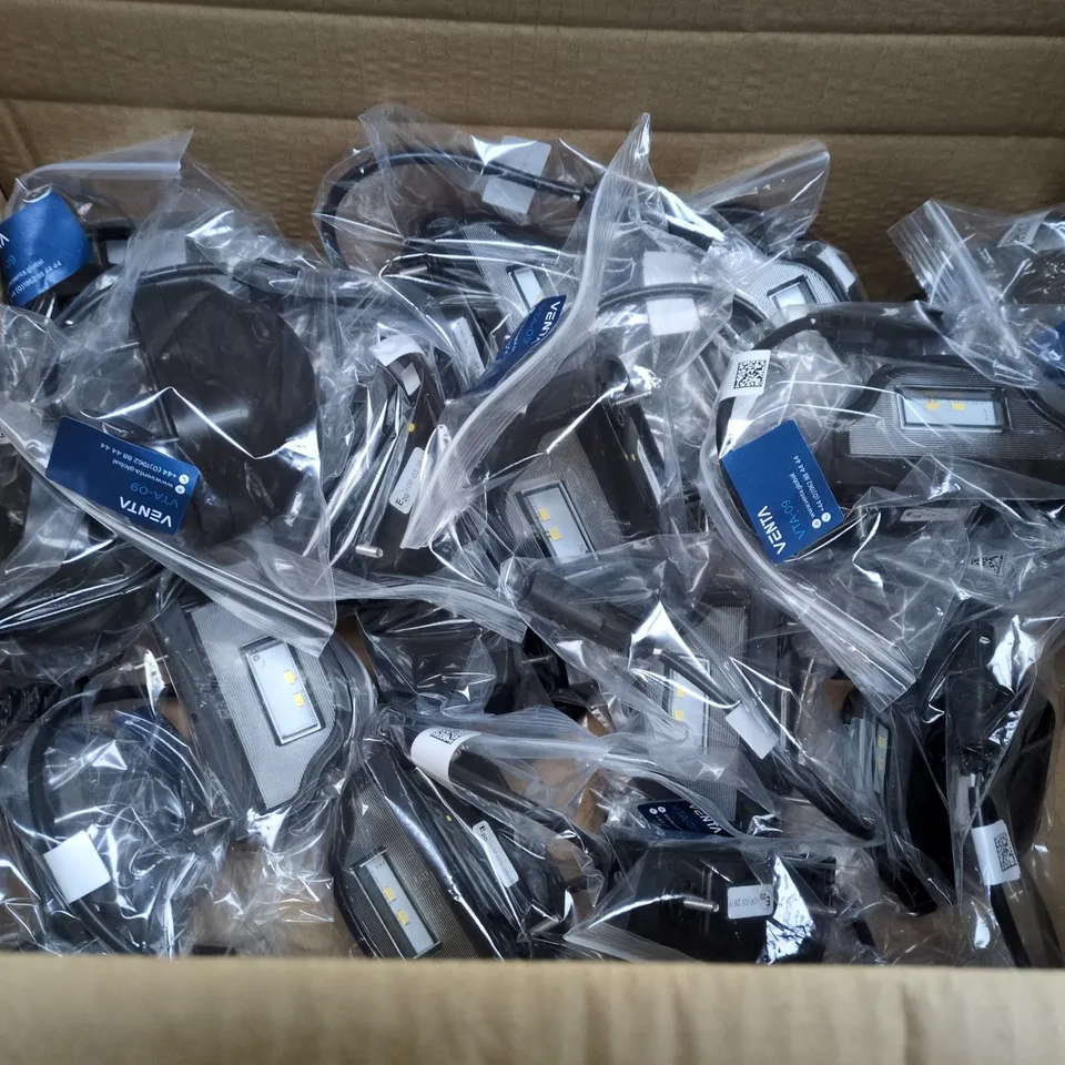 APPROXIMATELY 20 VTA-09 VEHICLE LIGHTS