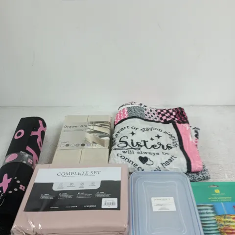BOX OF APPROXIMATELY 20 ASSORTED ITEMS INCLUDING TAKING TABLES BOHO LANTERNS, JOHN LEWIS SILICONE SEAL CONTAINERS AND A BLANKET 