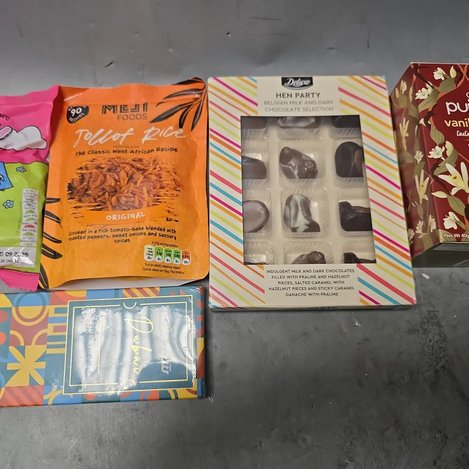 APPROXIMATELY 16 ASSORTED FOOD ITEMS TO INCLUDE - PERCY PIG , PUKKA VANILLA CHAI , HEN PARTY ETC