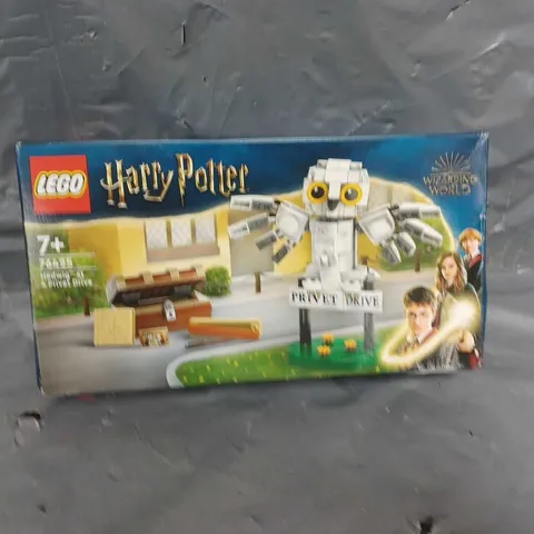 LEGO HARRY POTTER HEDWIG AT 4 PRIVET DRIVE 