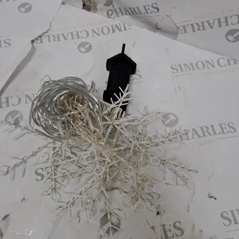 WARM WHITE SNOWFLAKE CURTAIN LIGHT