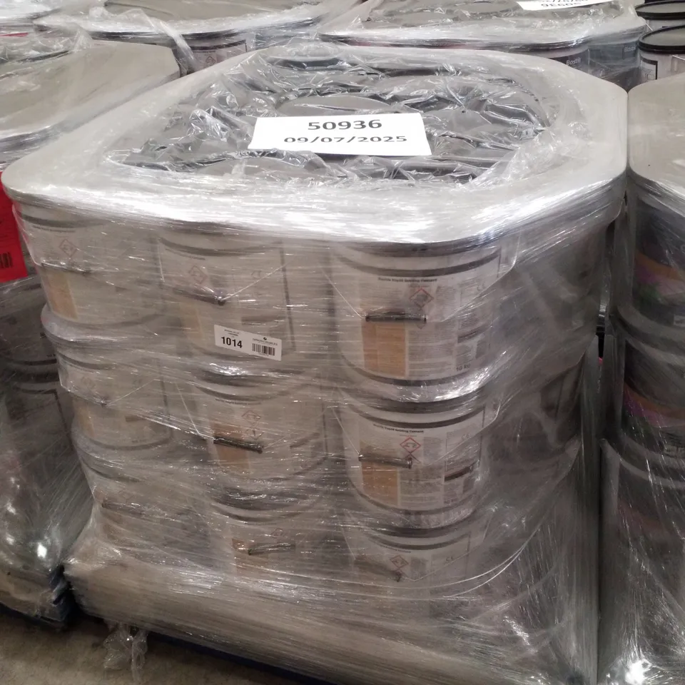 PALLET CONTAINING APPROXIMATELY 45 BUCKETS OF BOSTIK CEMENTONE RAPID SETTING WATERPROOF CEMENT 10KG