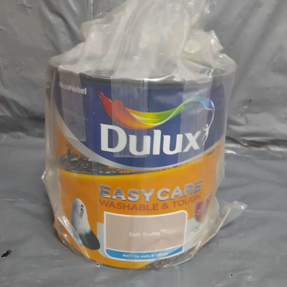 DULUX EASYCARE SOFT TRUFFLE MATT EMULSION PAINT, 2.5L