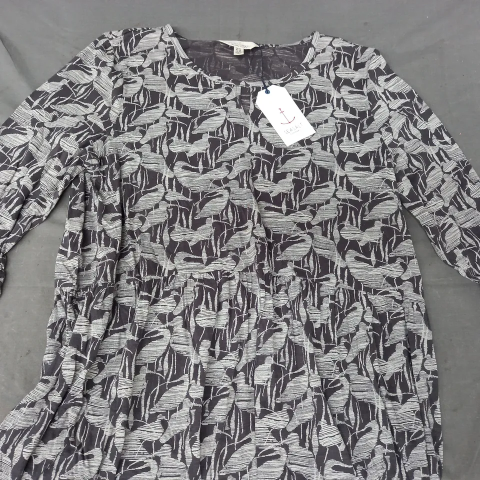SEASALT CORNWALL SKY'S MIRROR TUNIC IN COAL SIZE 14