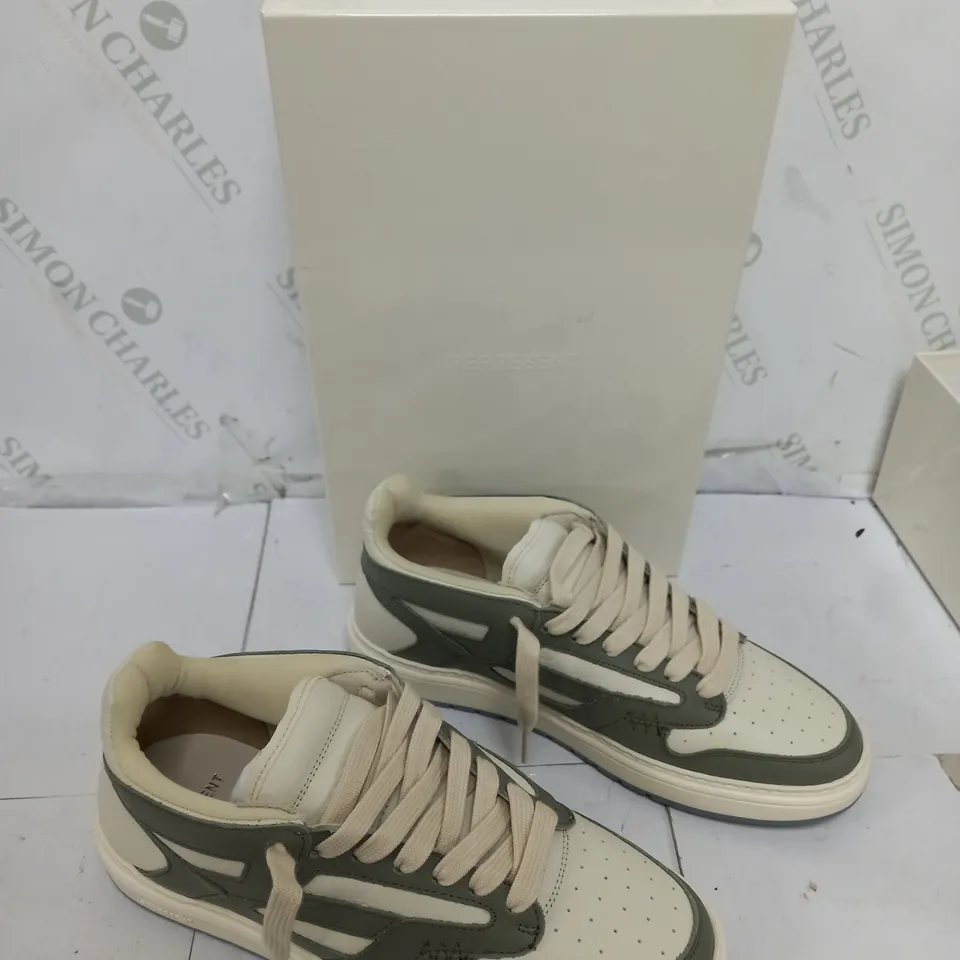 BOXED PAIR OF REPRESENT REPTOR LOW KHAKI/CREAM SIZE 42.5