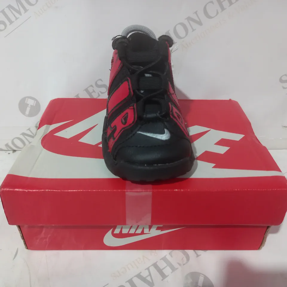 BOXED PAIR OF NIKE AIR MORE UPTEMPTO INFANT SHOES IN BLACK/RED UK SIZE 4.5