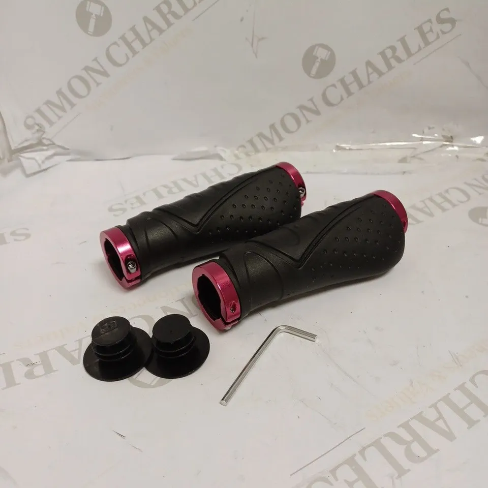 DESIGNER BICYCLE HANDLEBAR GRIPS IN BLACK/RED