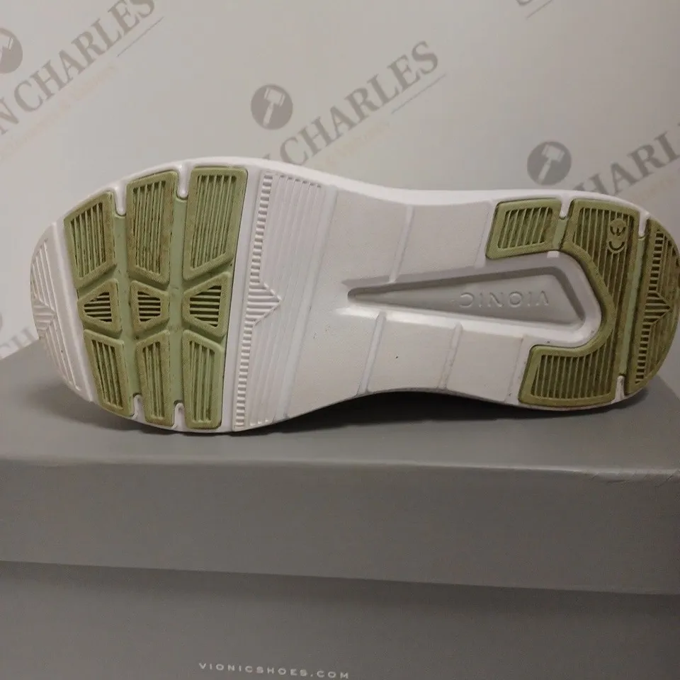 BOXED VIONIC DELMAR AYSE TRAINERS, YELLOW - SIZE 4