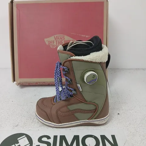 VANS FERRA (HANA BEAMAN) BROWN/ANGORA WOMEN'S BOOTS UK 2.5