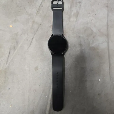 SAMSUNG GALAXY WATCH 4