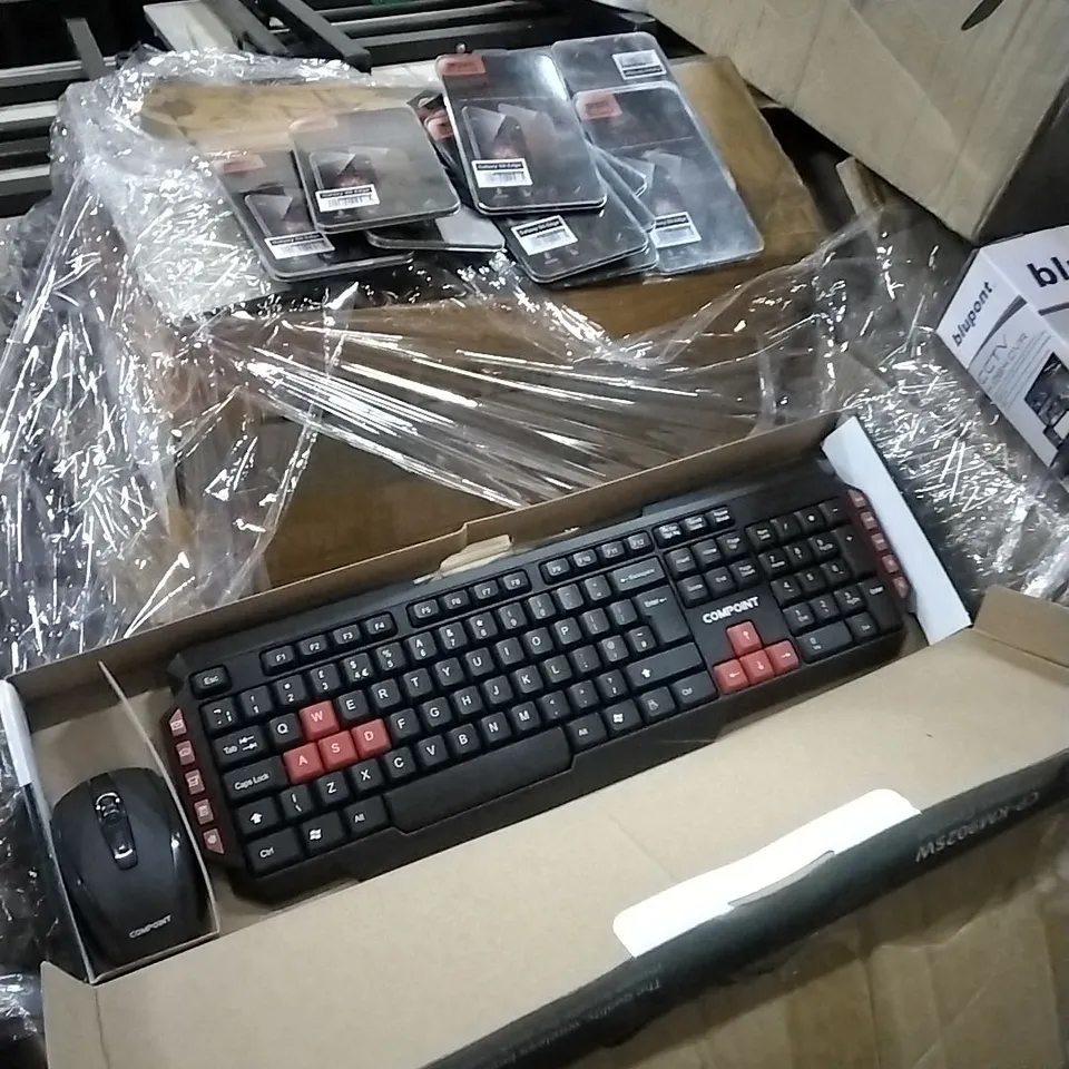 PALLET OF ASSORTED ITEMS TO INCLUDE KEYBOARDS,GALAXY 6 EDGE TEMPERED GLASS SCREEN PROTECTORS AND OTHER ASSORTED ITEMS...