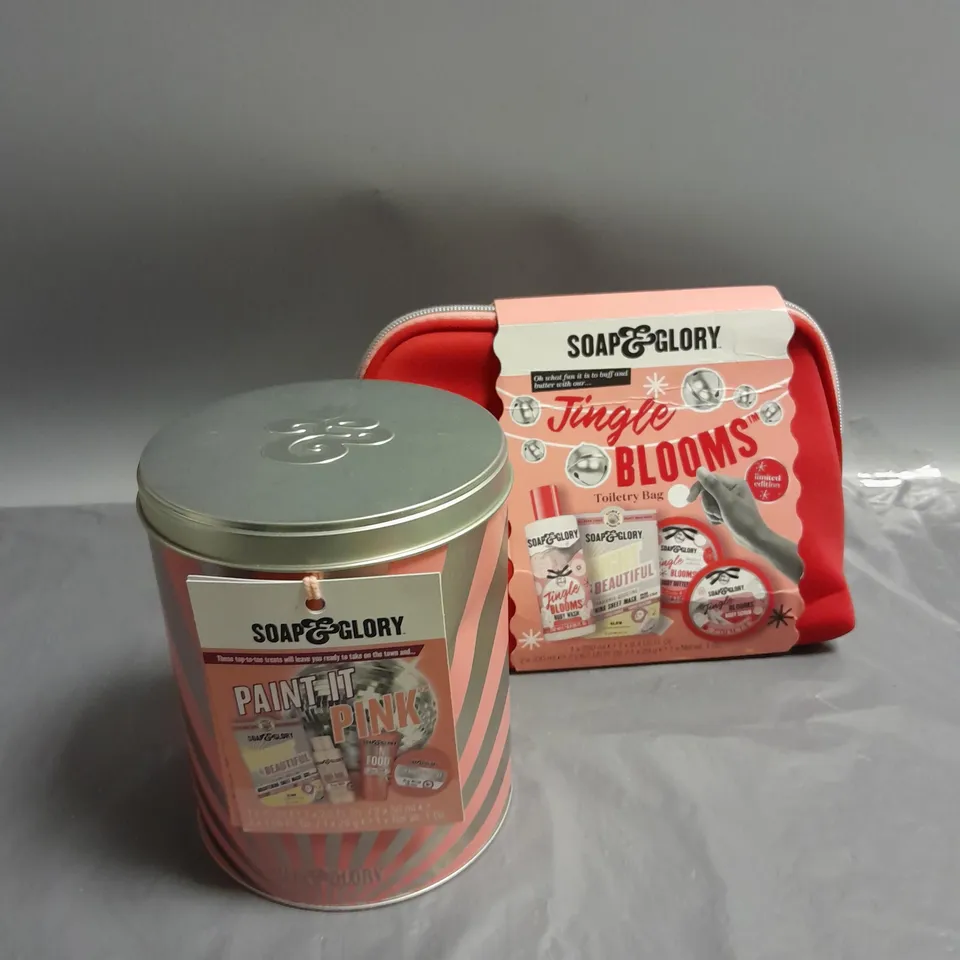 SOAP&GLORY X2 GIFT SETS TO INCLUDE PAINT IT PINK AND JINGLE BLOOMS