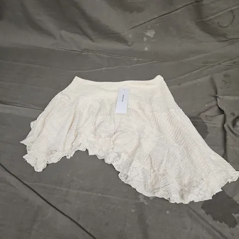 URBAN OUTFITTERS ASYMMETRICAL MINI SKIRT IN IVORY SIZE S