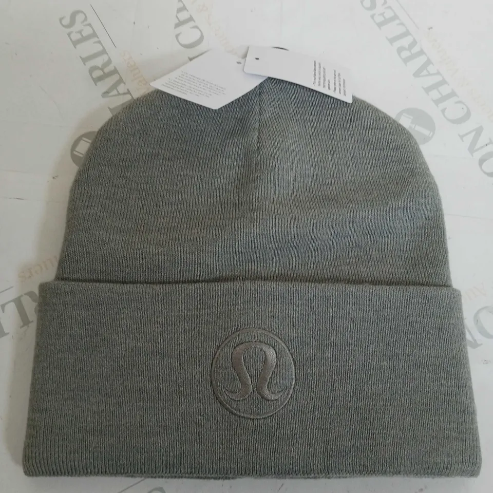 LULULEMON WARM REVELATION BEANIE IN GREY - S/M