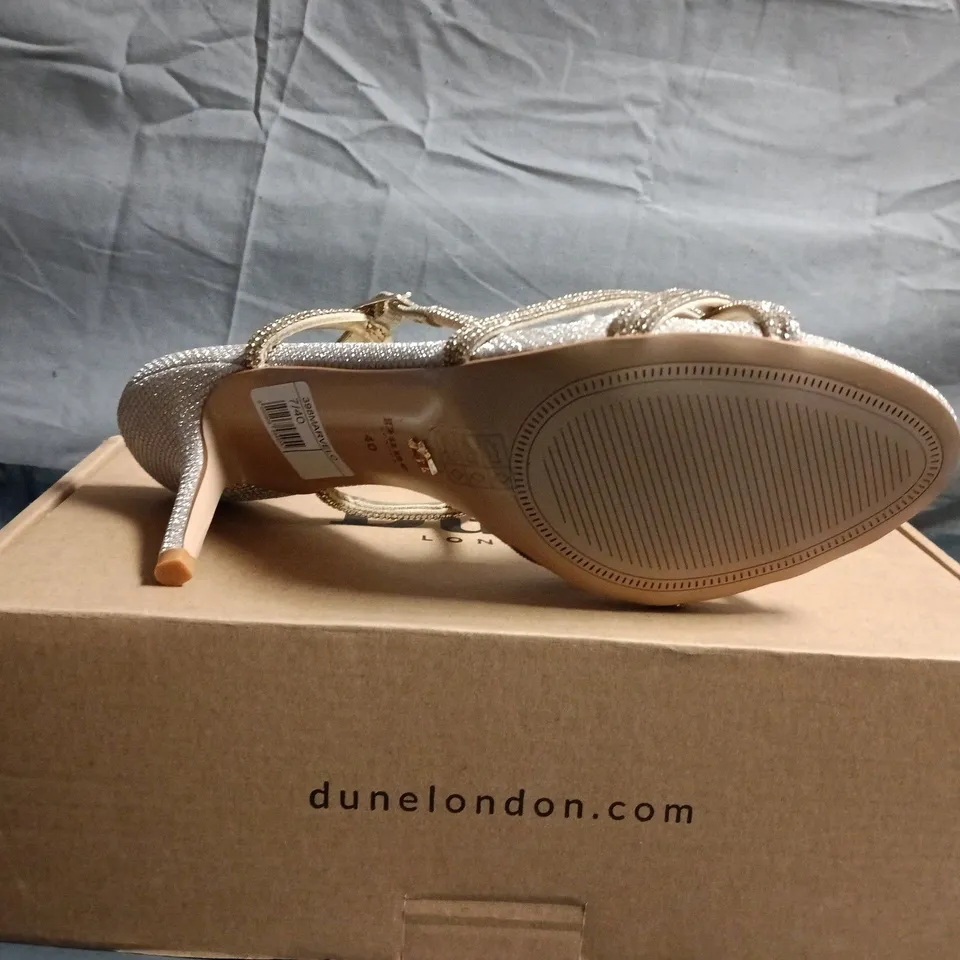 BOXED PAIR OF DUNE LONDON MARVELOUS HEELS IN GOLD – WOMEN'S SANDALS, UK SIZE 7
