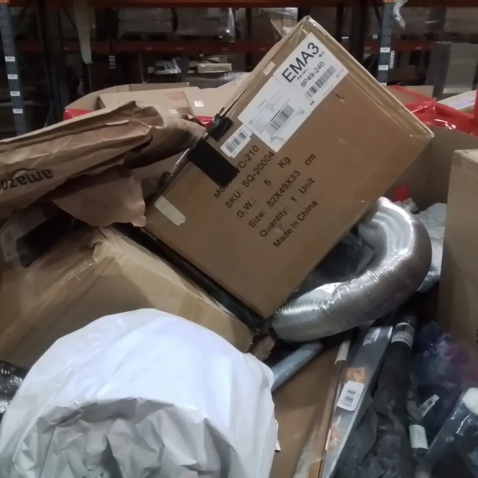 PALLET OF ASSORTED HOUSEHOLD GOODS AND PRODUCTS TO INCLUDE;CEILING LAMP, SHOWER HEAD,TELESCOPIC LADDER, SKATE BOARD AND OTHER ASSORTED ITEMS...